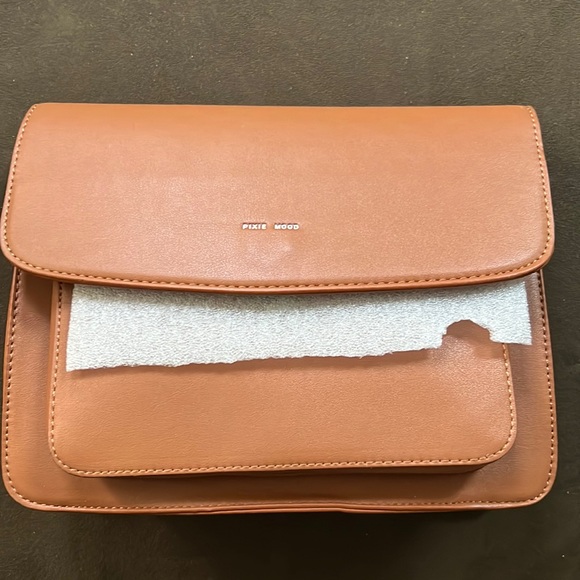 Pixie Mood Zoe Crossbody Bag Cognac Crossbody Purses crossbody Crossbody bag